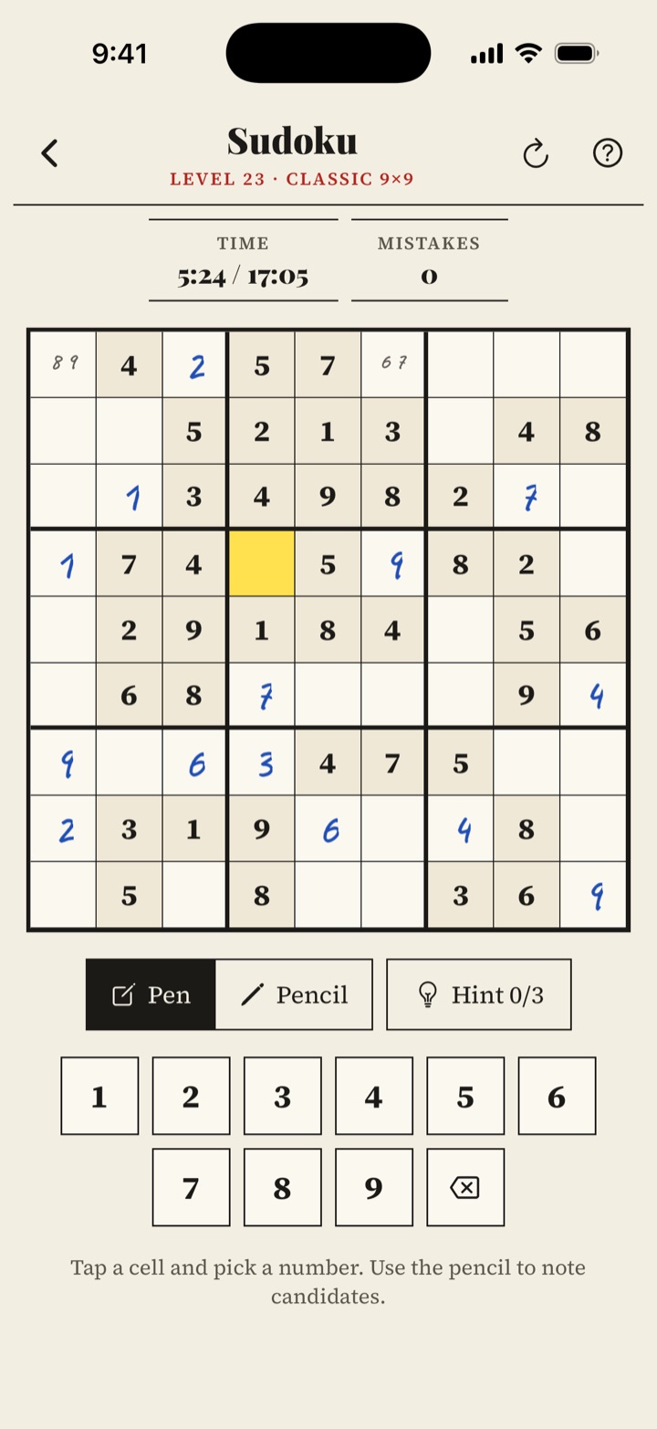 Sudoku 9×9 in MindRack mit Zahlen in Kugelschreiber und Notizen in Bleistift