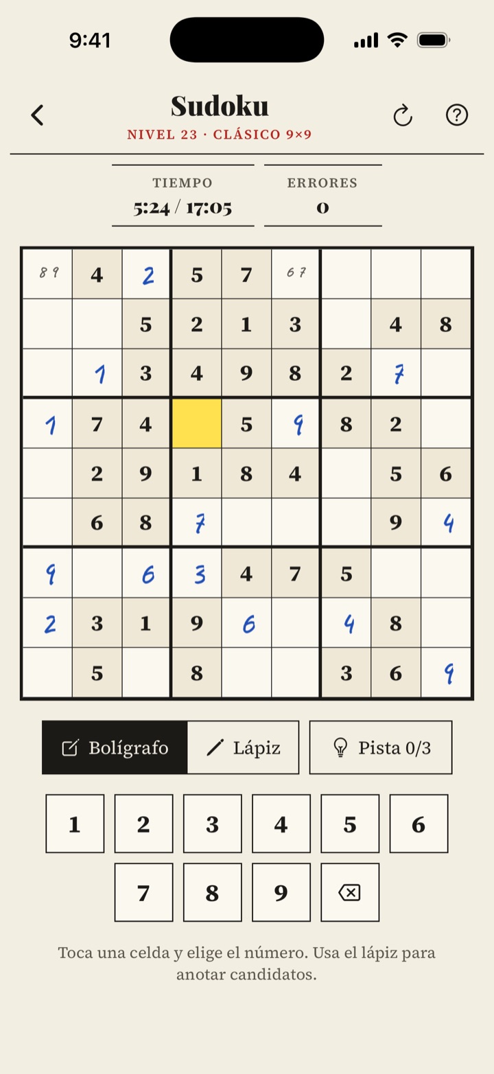 Sudoku 9×9 en MindRack con números escritos con bolígrafo y notas a lápiz